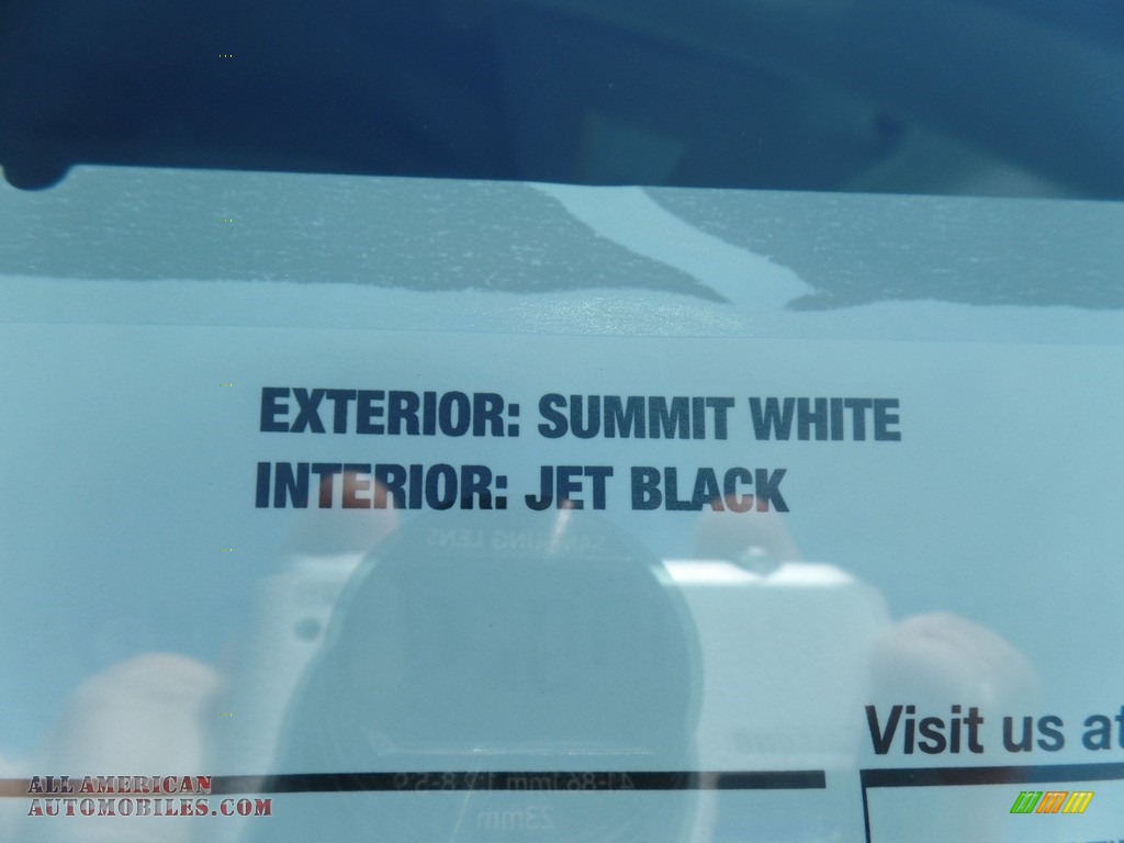 2018 Tahoe LS 4WD - Summit White / Jet Black photo #47