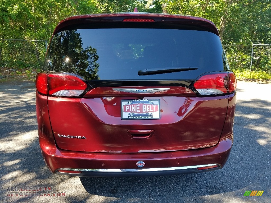 2017 Pacifica Touring L - Velvet Red Pearl / Black/Alloy photo #6