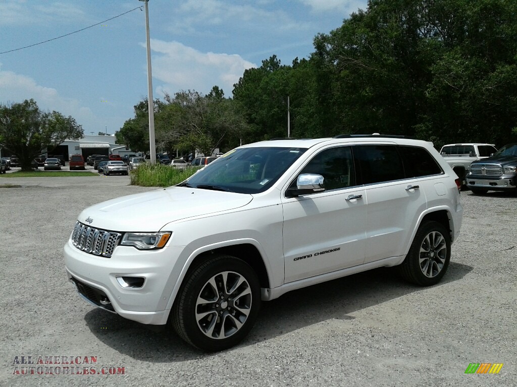 Ivory Tri-Coat / Brown/Light Frost Beige Jeep Grand Cherokee Overland
