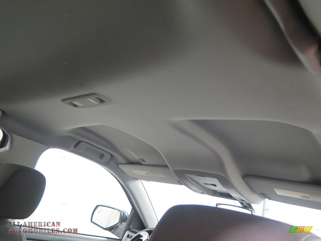 2015 Sierra 1500 SLE Double Cab 4x4 - Onyx Black / Jet Black photo #37