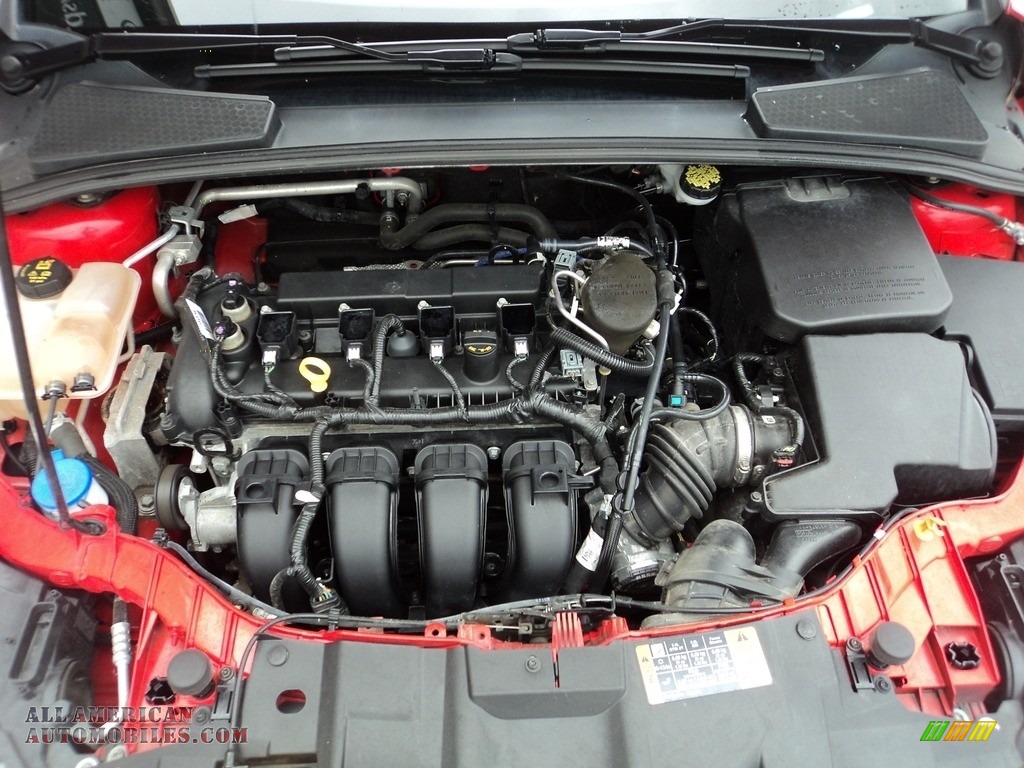 2015 Focus SE Sedan - Race Red / Charcoal Black photo #23