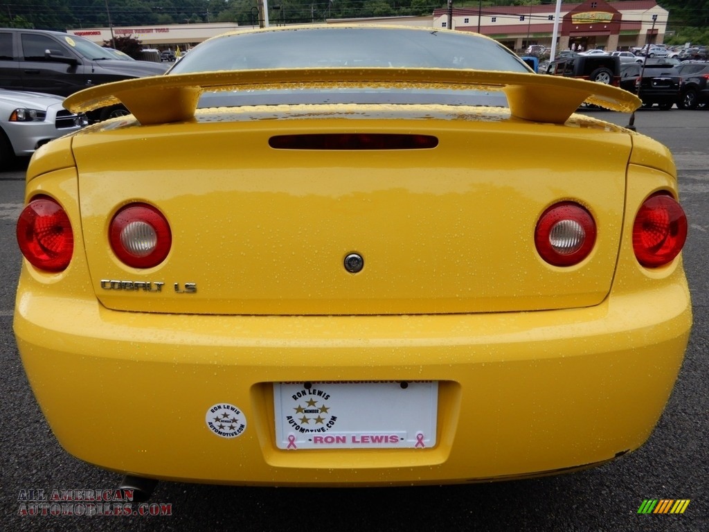2006 Cobalt LS Coupe - Rally Yellow / Gray photo #4
