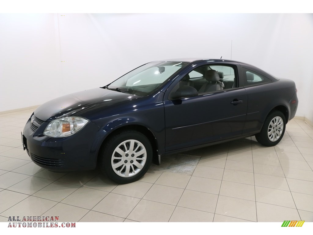 2010 Cobalt LS Coupe - Imperial Blue Metallic / Gray photo #3