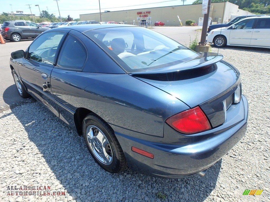 2005 Sunfire Coupe - Steel Blue Metallic / Graphite photo #2