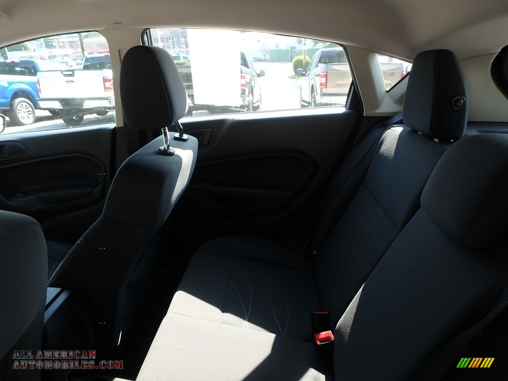 2018 Fiesta SE Hatchback - Magnetic / Charcoal Black photo #12