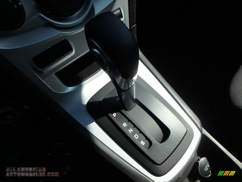 2018 Fiesta SE Hatchback - Magnetic / Charcoal Black photo #18