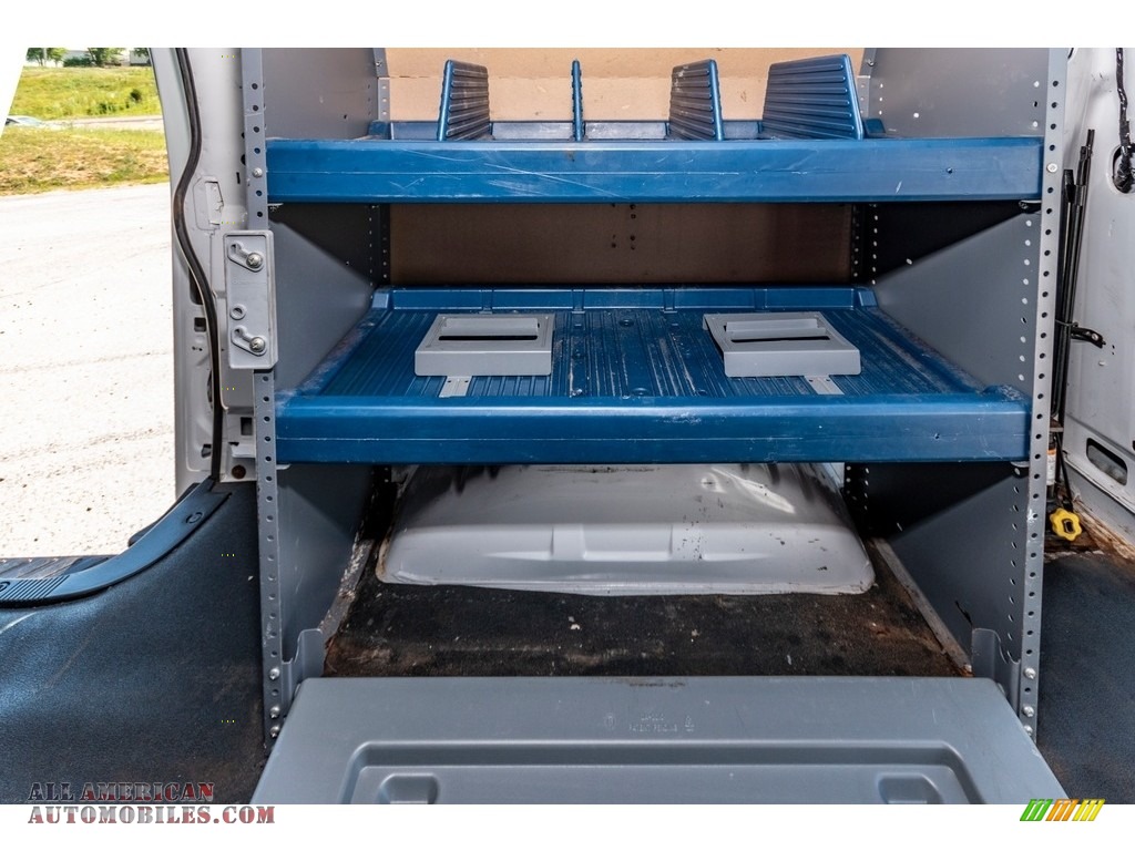 2013 E Series Van E150 Cargo - Oxford White / Medium Flint photo #19