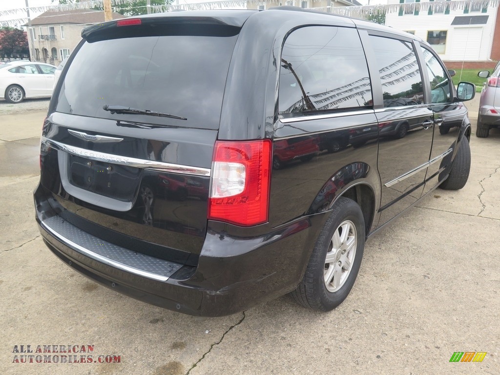2012 Town & Country Touring - Brilliant Black Crystal Pearl / Black/Light Graystone photo #8