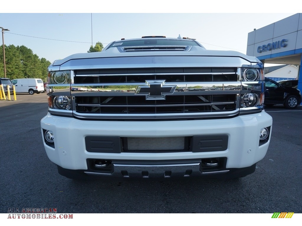 2019 Silverado 2500HD High Country Crew Cab 4WD - Summit White / High Country Saddle photo #2