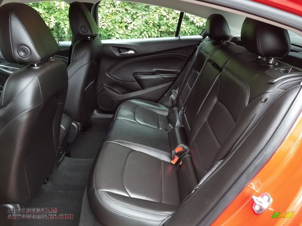 2018 Cruze Premier Hatchback - Red Hot / Jet Black photo #3
