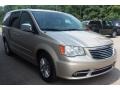 Chrysler Town & Country Touring-L Cashmere/Sandstone Pearl photo #2