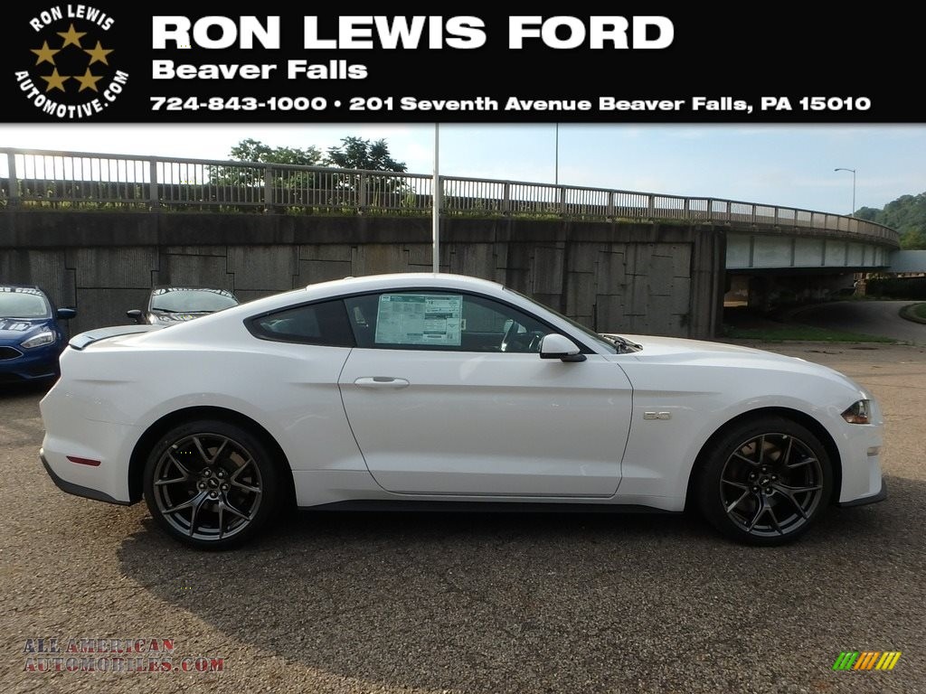 Oxford White / Ebony/Recaro Leather Trimmed Ford Mustang GT Premium Fastback