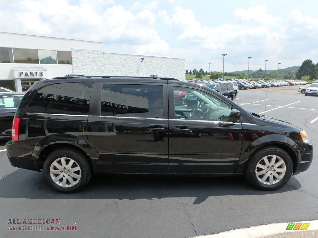 2008 Town & Country Touring - Brilliant Black Crystal Pearlcoat / Medium Slate Gray/Light Shale photo #5