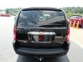 Chrysler Town & Country Touring Brilliant Black Crystal Pearlcoat photo #9