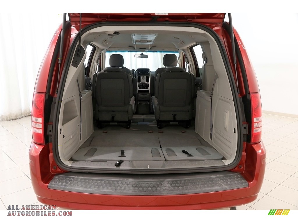 2010 Town & Country Touring - Inferno Red Crystal Pearl / Medium Slate Gray/Light Shale photo #36