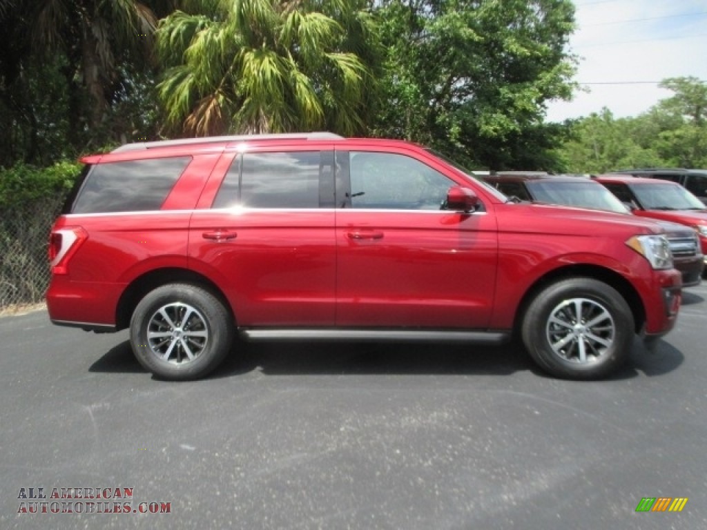 2018 Expedition XLT - Ruby Red / Ebony photo #3