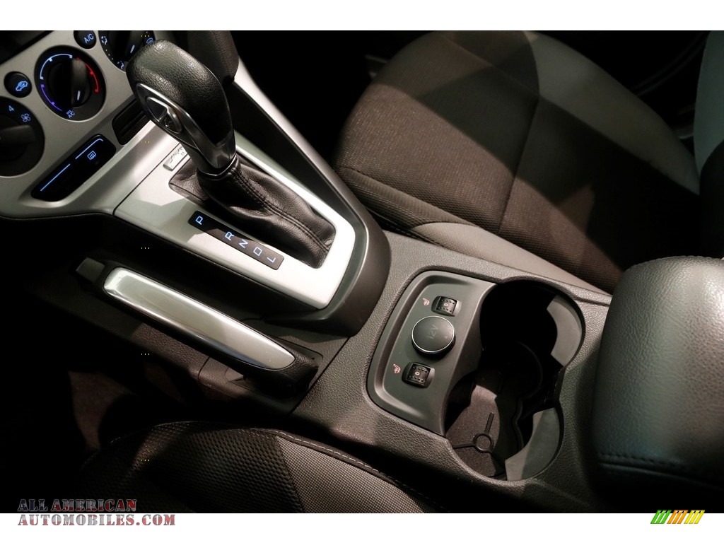 2014 Focus SE Hatchback - Blue Candy / Charcoal Black photo #11