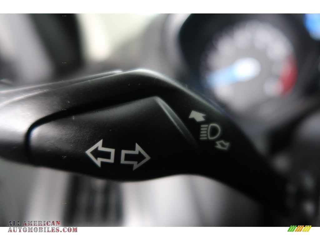 2015 Focus SE Sedan - Ingot Silver Metallic / Charcoal Black photo #40