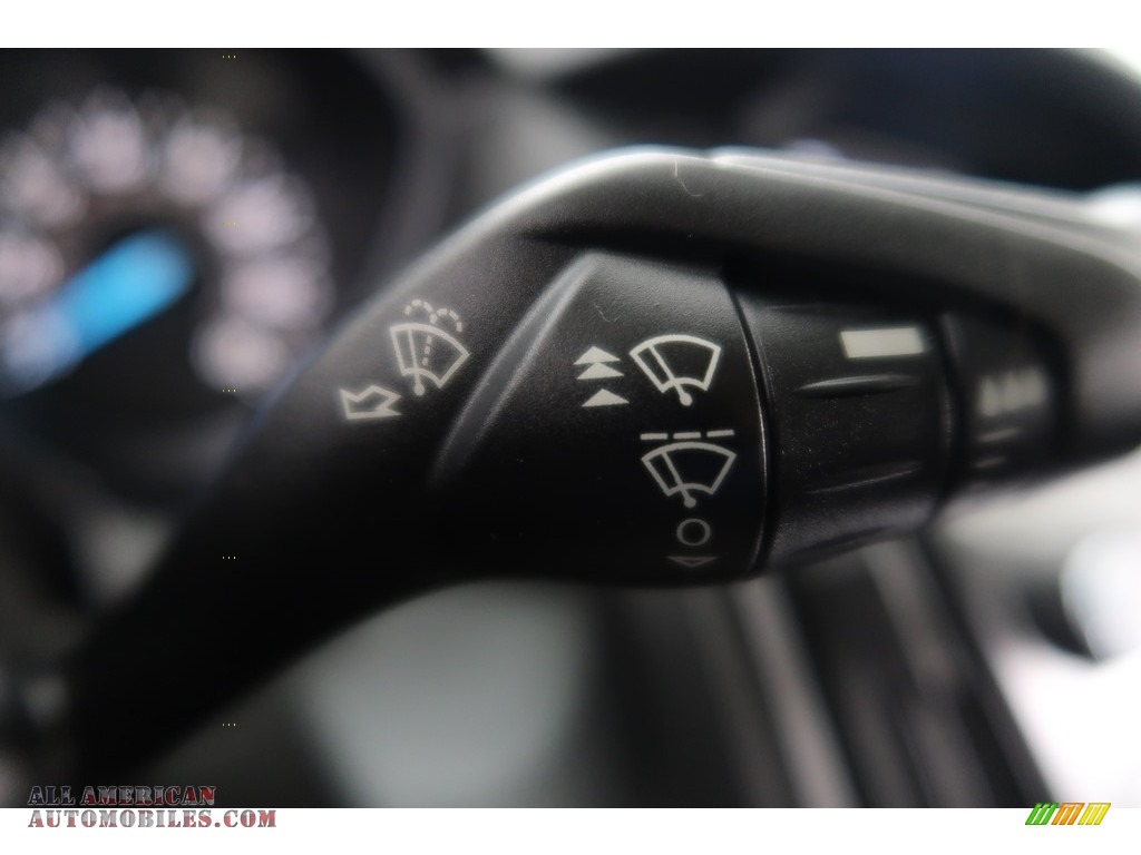 2015 Focus SE Sedan - Ingot Silver Metallic / Charcoal Black photo #41