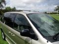 Chrysler Town & Country LXi Light Almond Pearl photo #24