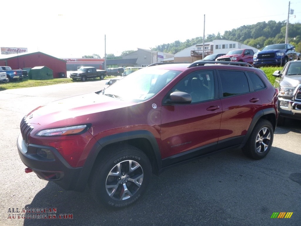 Deep Cherry Red Crystal Pearl / Morocco - Black Jeep Cherokee Trailhawk 4x4