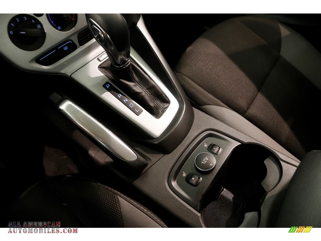 2014 Focus SE Sedan - Blue Candy / Charcoal Black photo #11