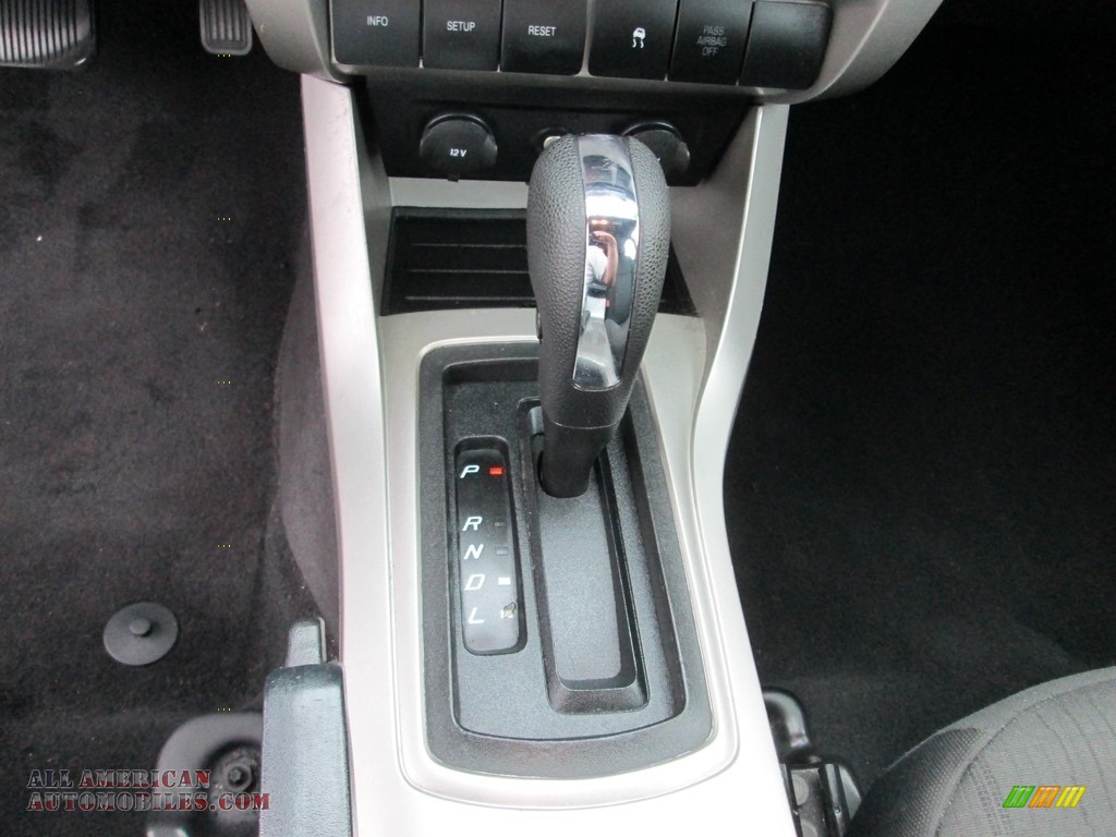 2010 Focus SE Sedan - Sterling Grey Metallic / Charcoal Black photo #24