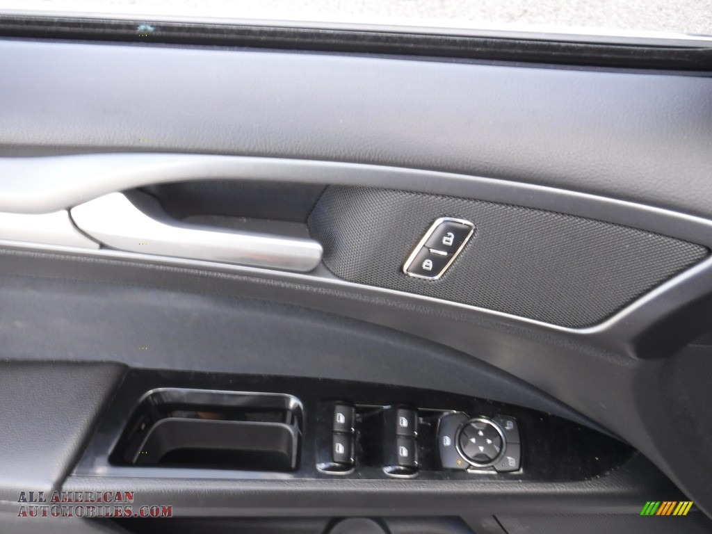 2015 Fusion Hybrid SE - Ingot Silver Metallic / Charcoal Black photo #13