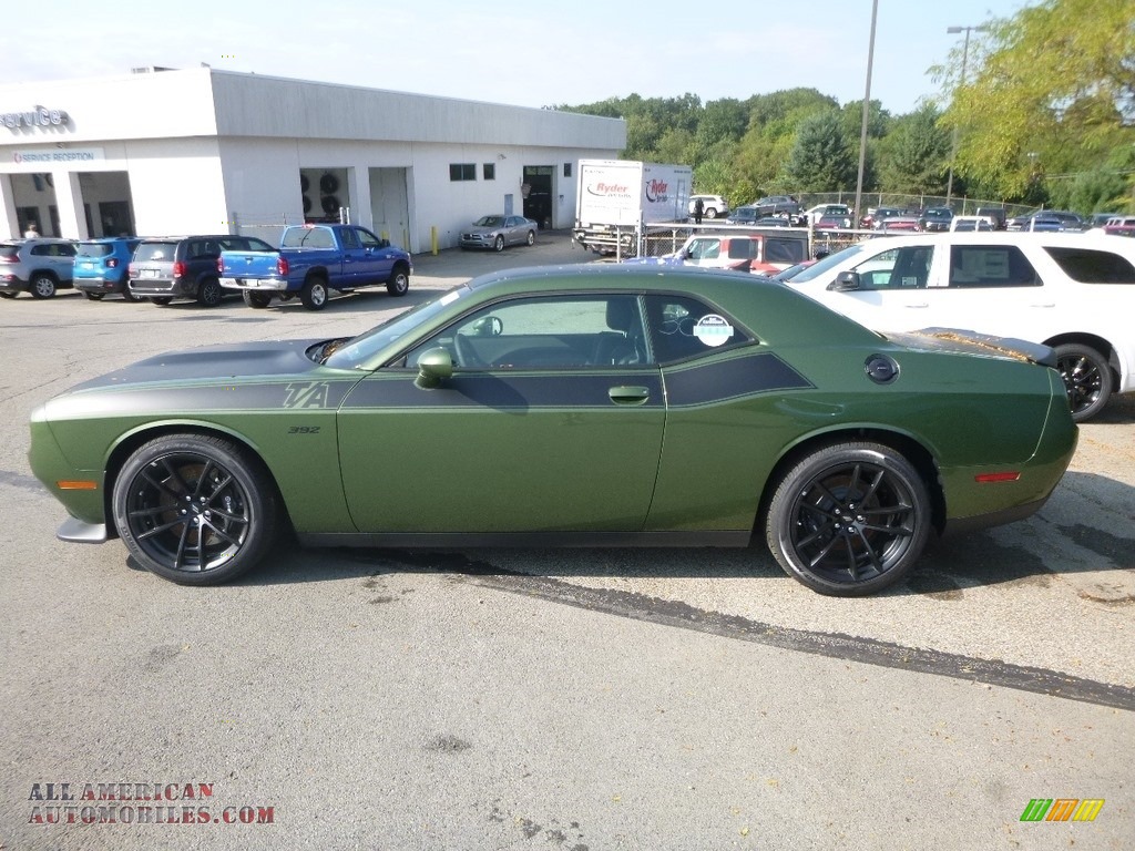 2018 Challenger T/A 392 - F8 Green / Black photo #2