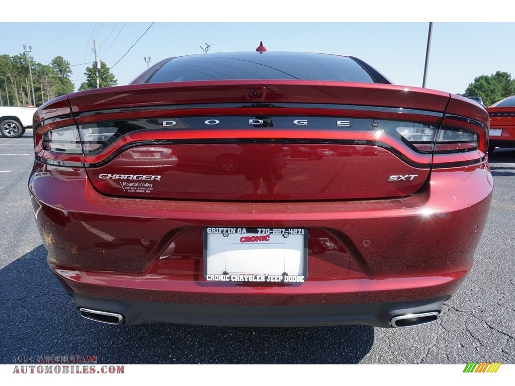 2018 Charger SXT Plus - Octane Red Pearl / Black photo #13