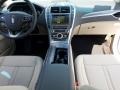 Lincoln MKZ Premier Ivory Pearl photo #13