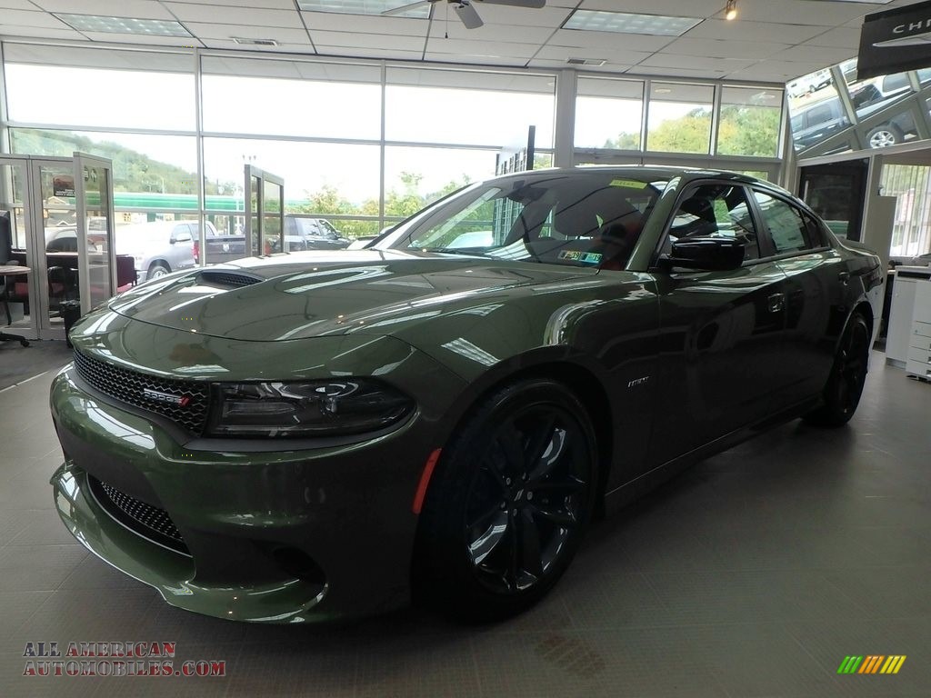 F8 Green / Black Dodge Charger R/T