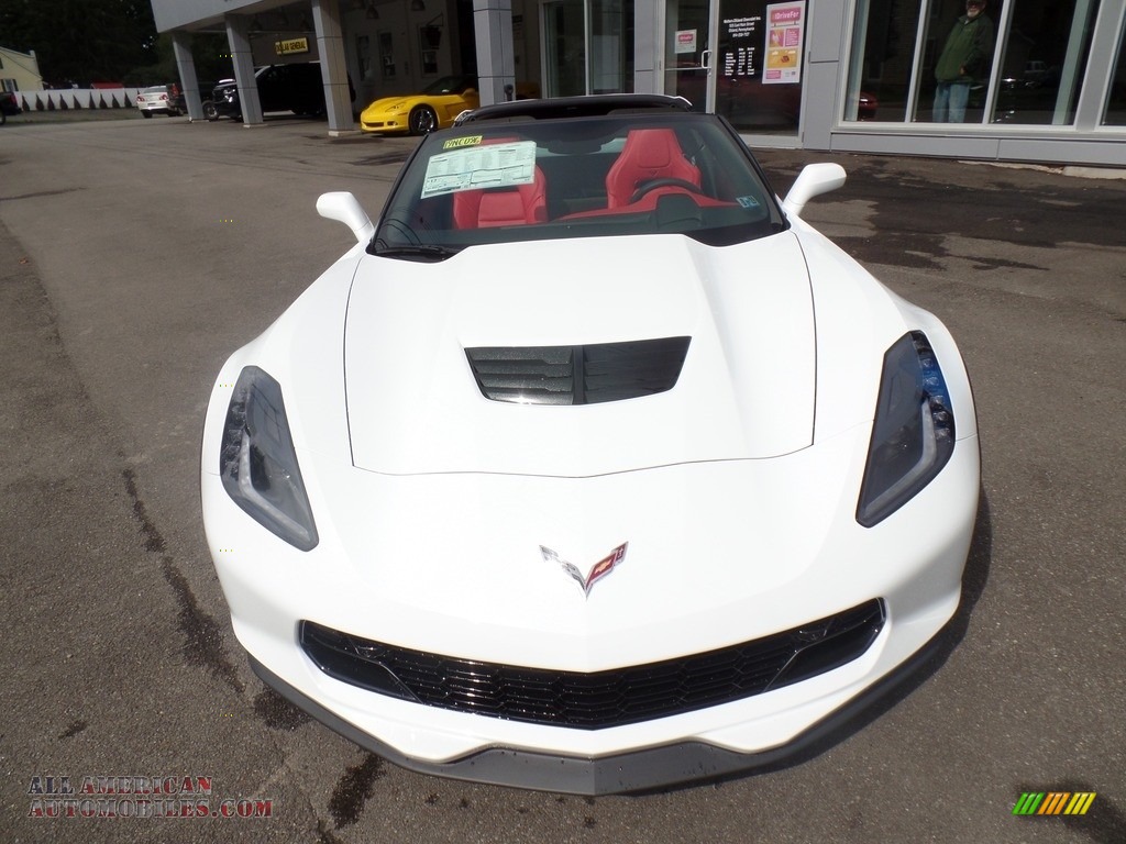 2019 Corvette Z06 Coupe - Arctic White / Adrenaline Red photo #3