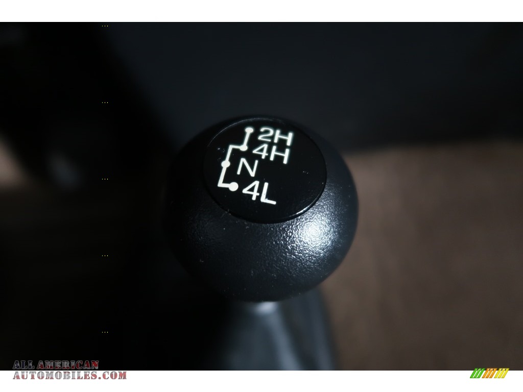 1999 F150 Lariat Extended Cab 4x4 - Black / Medium Graphite photo #37