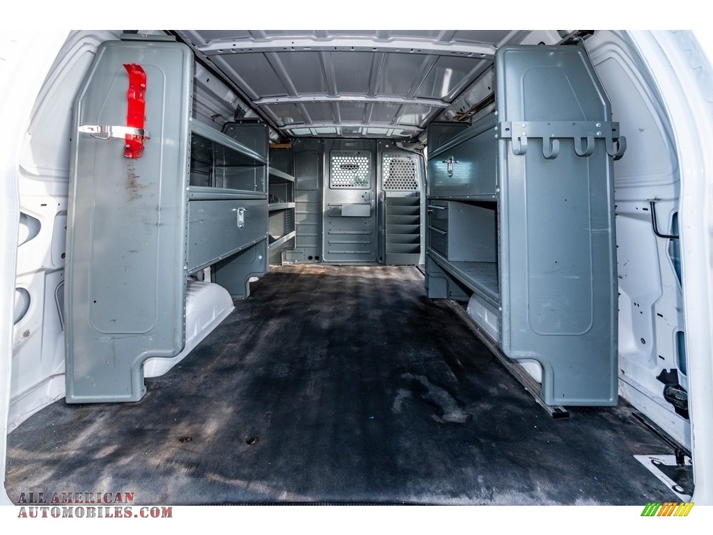 2014 E-Series Van E150 Cargo Van - Oxford White / Medium Flint photo #24