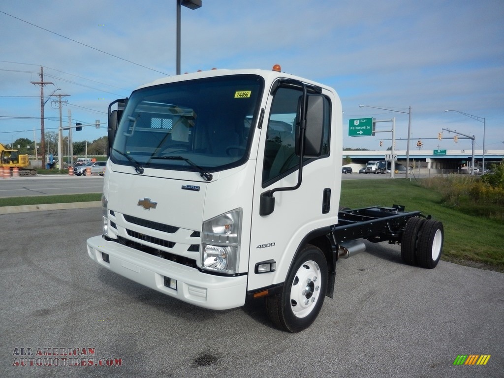 2018 Low Cab Forward 4500 Chassis - Summit White / Pewter photo #1
