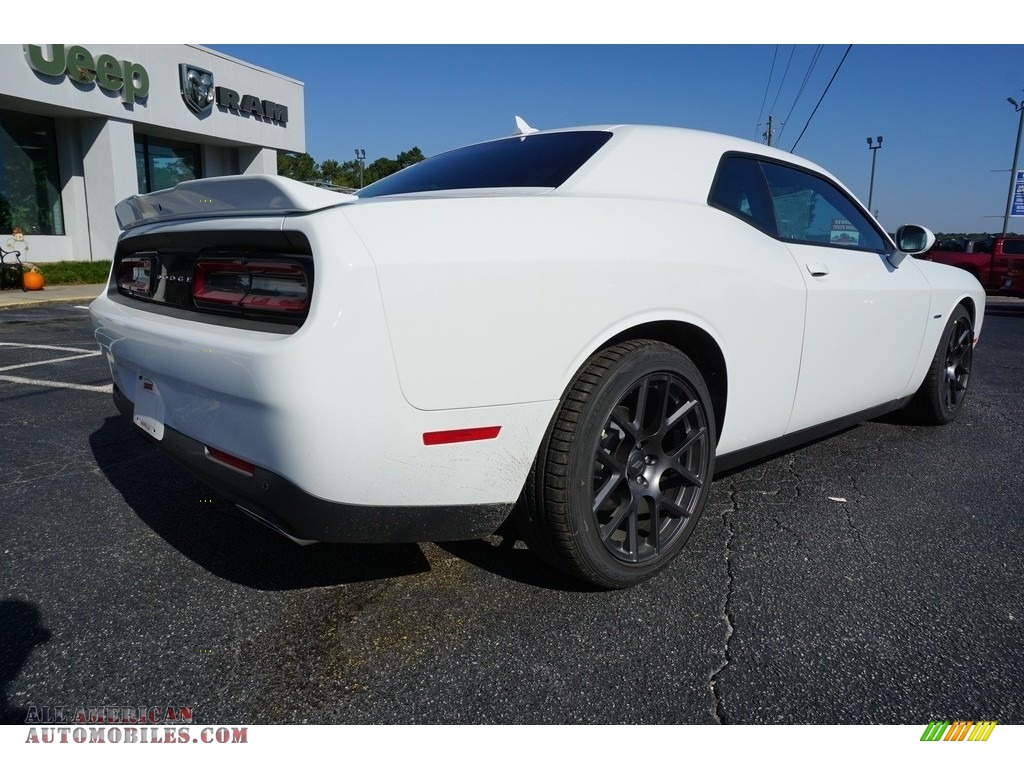 2019 Challenger R/T - White Knuckle / Ruby Red/Black photo #11