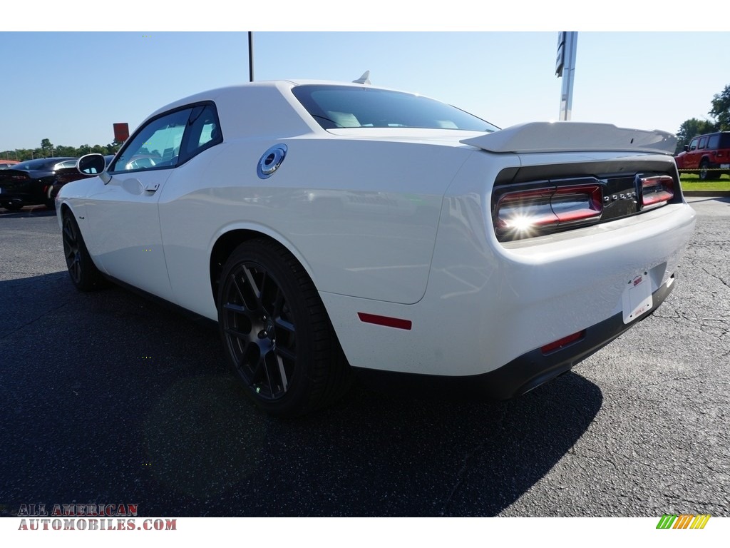 2019 Challenger R/T - White Knuckle / Ruby Red/Black photo #13
