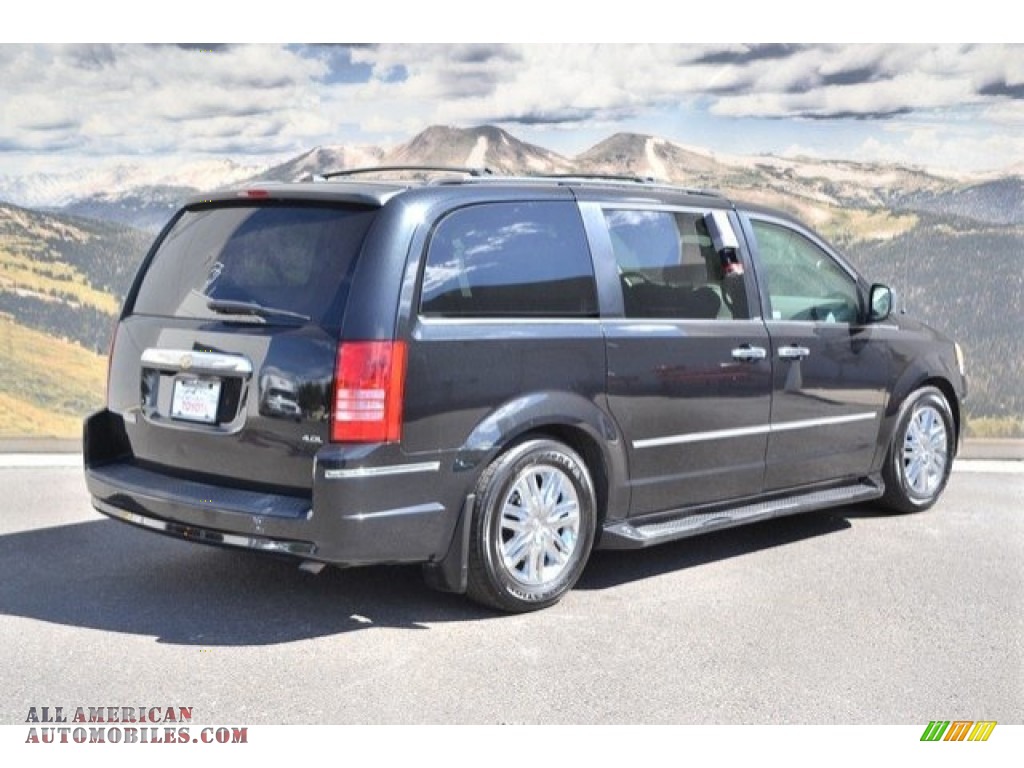 2008 Town & Country Limited - Brilliant Black Crystal Pearlcoat / Medium Slate Gray/Light Shale photo #3