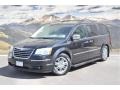 Chrysler Town & Country Limited Brilliant Black Crystal Pearlcoat photo #5