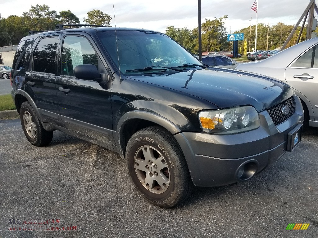 Black / Medium/Dark Flint Grey Ford Escape XLT V6 4WD