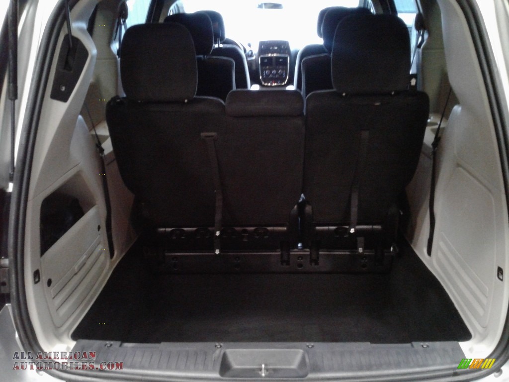 2012 Grand Caravan SXT - Bright Silver Metallic / Black/Light Graystone photo #15 2012 Grand Caravan SXT - Bright Silver Metallic / Black/Light Graystone photo #15
