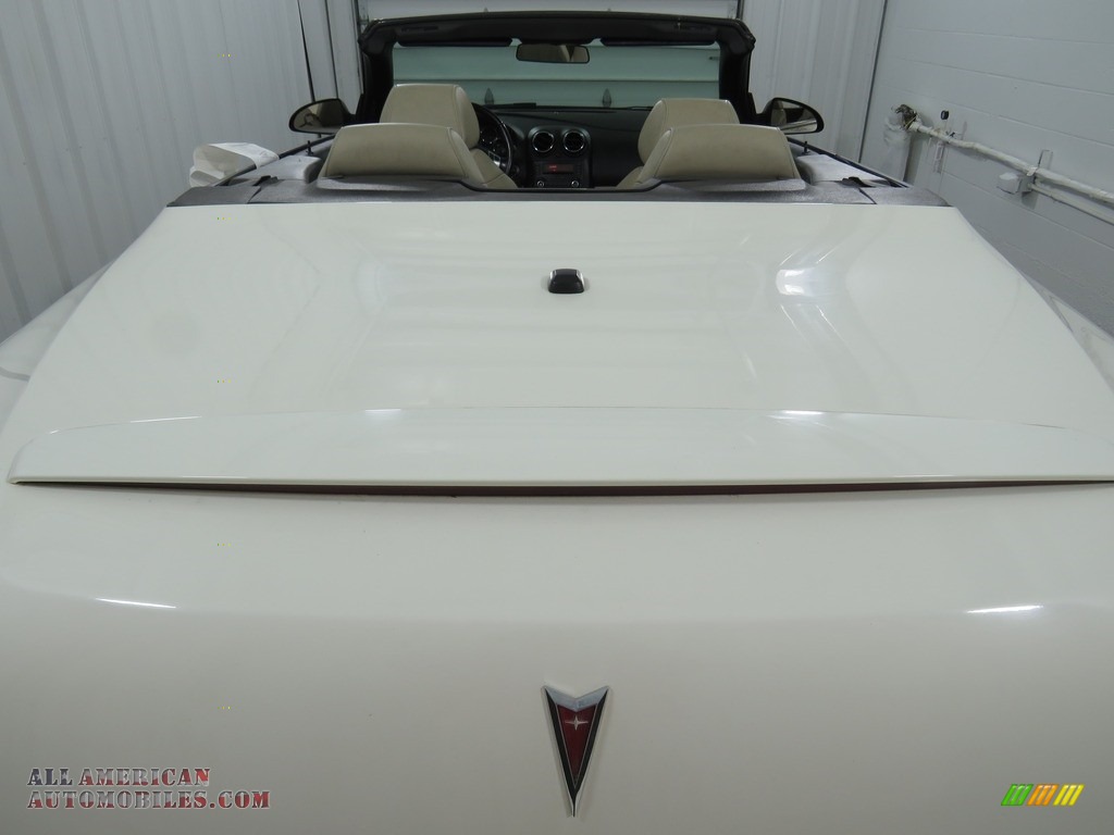 2007 G6 GT Convertible - Ivory White / Light Taupe photo #21