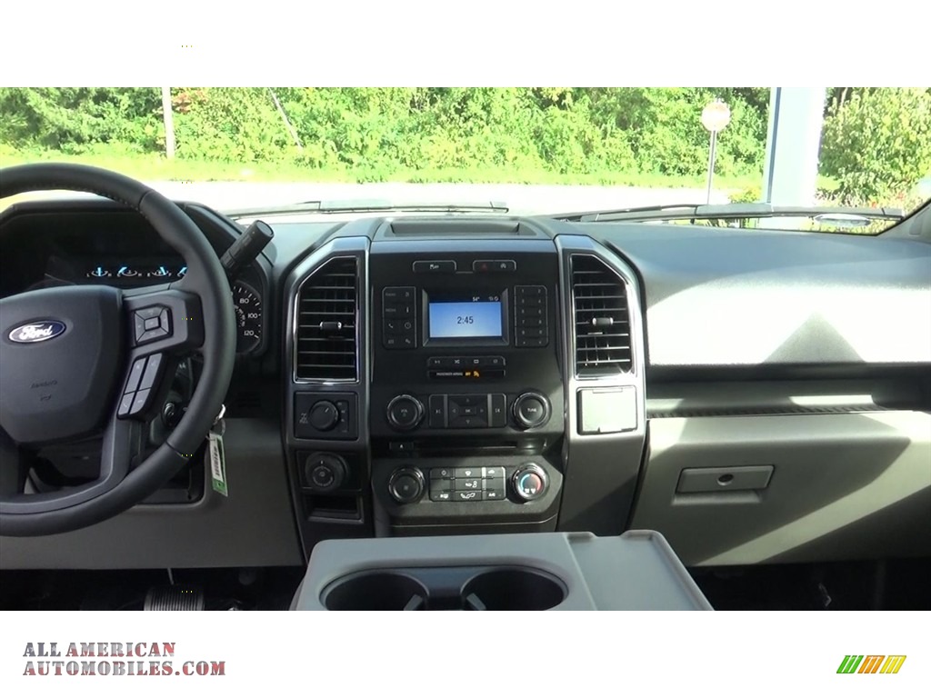 2018 F150 XLT SuperCab 4x4 - Magnetic / Earth Gray photo #18
