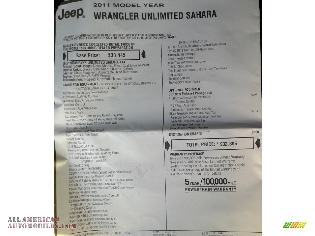 2011 Wrangler Unlimited Sahara 4x4 - Bright Silver Metallic / Black/Dark Saddle photo #30