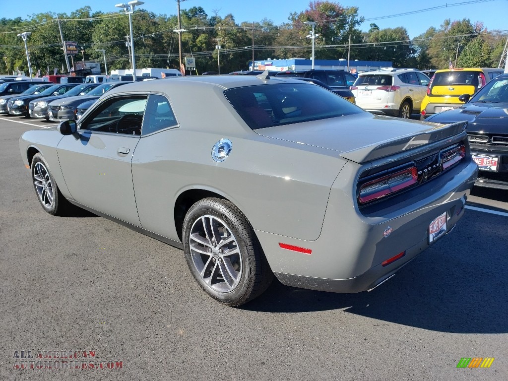 2019 Challenger SXT AWD - Destroyer Gray / Ruby Red/Black photo #4