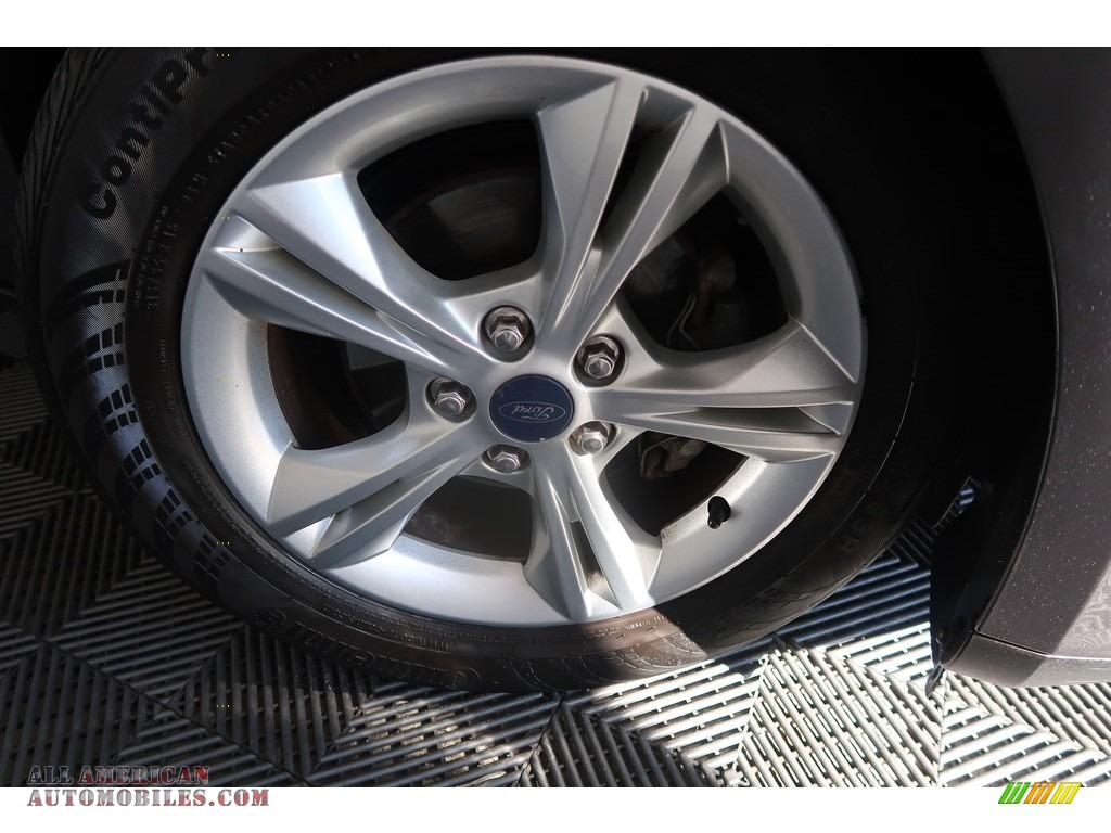 2013 Focus SE Sedan - Sterling Gray / Charcoal Black photo #27