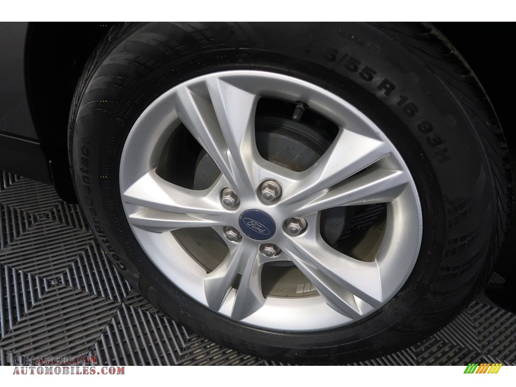 2013 Focus SE Sedan - Sterling Gray / Charcoal Black photo #29