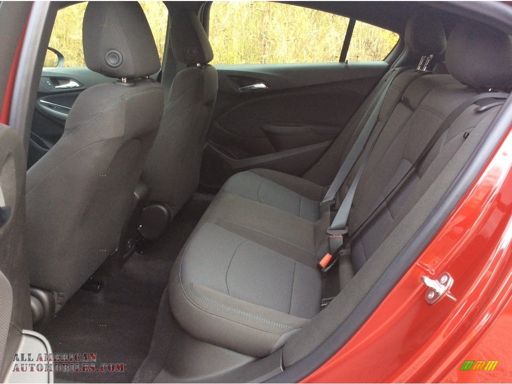 2019 Cruze LT Hatchback - Cajun Red Tintcoat / Black photo #21