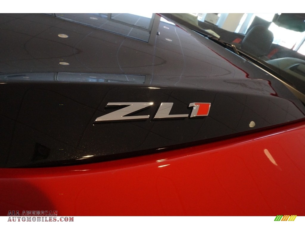 2019 Camaro ZL1 Convertible - Red Hot / Jet Black photo #9